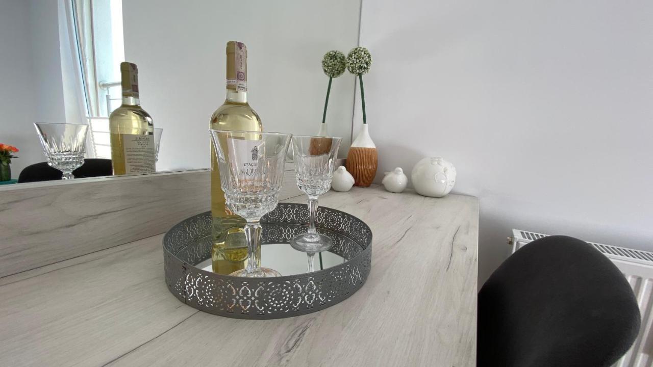 אולז'טין Apartament Olsztynski - Lake Apartments, Osiedle Calamo Park - Olsztyn מראה חיצוני תמונה